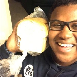 Meet your Posher, Trey